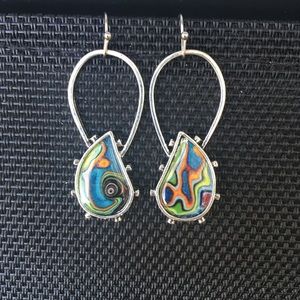 Unique multi color design dangle earrings